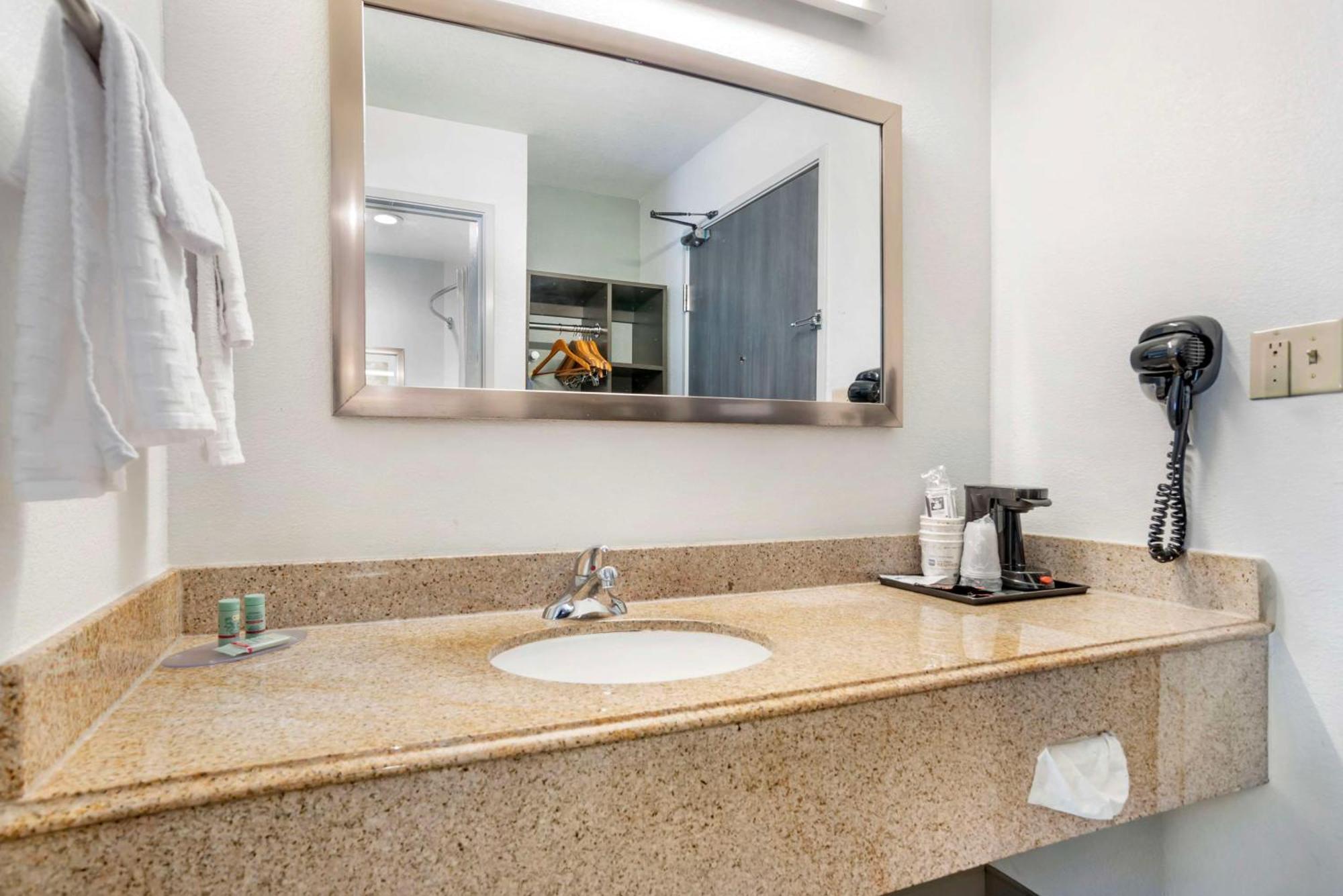 Best Western Montgomery I-85 North Ngoại thất bức ảnh